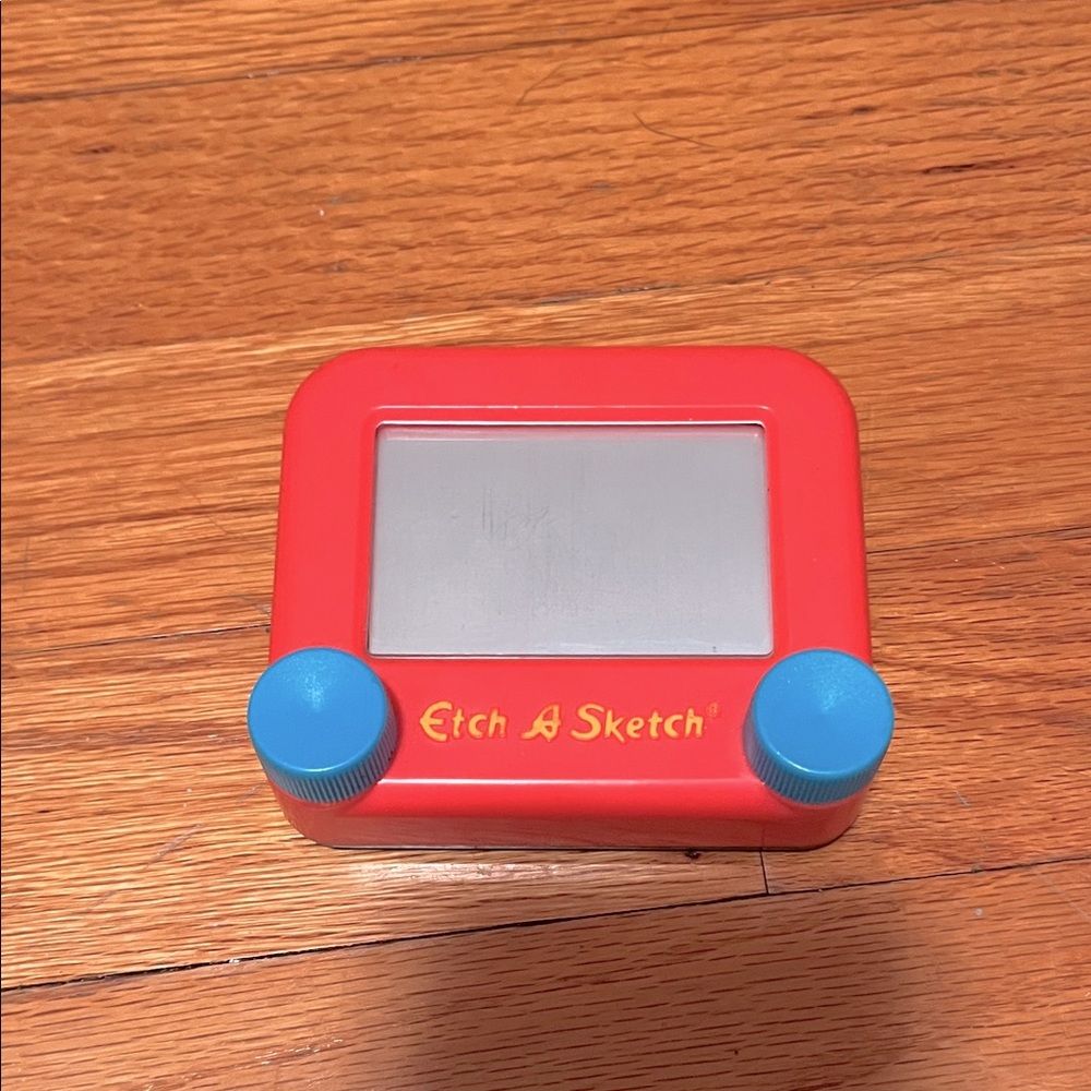 Etch A Sketch Pink Drawing Toy